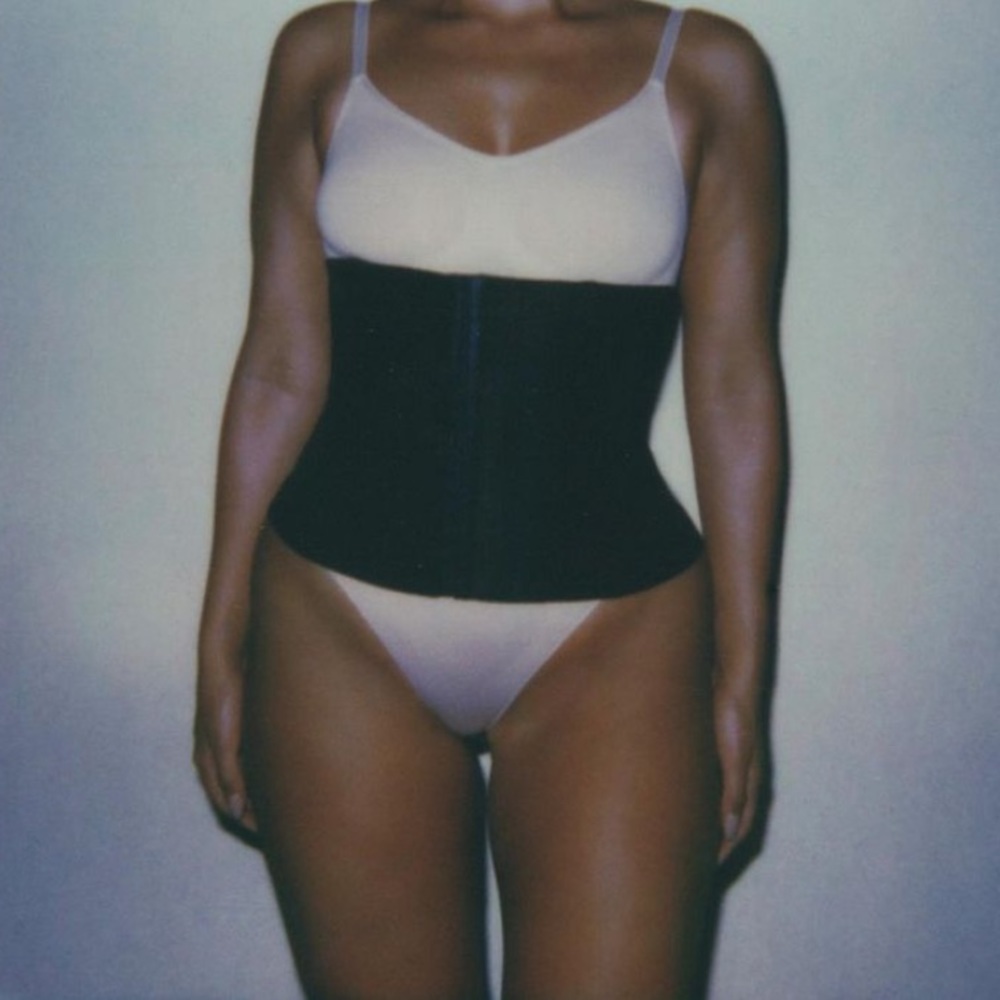Skims Waist Trainer
